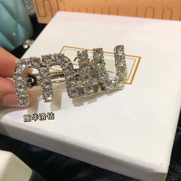 75% off design of miss hairpin inlaid with rhinestone spring clip bangs broken hair sweet princess style, Golden;silver
75% off design of miss hairpin inlaid with rhinestone spring clip bangs broken hair sweet princess style, Golden;silver