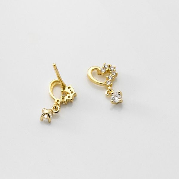 designer earrings sweet and fresh hollow out ear studs 925 silver heart earrings fashion simple earrings, Golden;silver
designer earrings sweet and fresh hollow out ear studs 925 silver heart earrings fashion simple earrings, Golden;silver