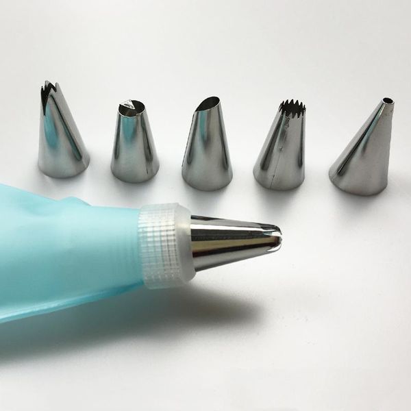 cake tools 8 pcs/set decorating silicone icing piping cream pastry bag + 6 stainless steel nozzle tips converter dfa36
cake tools 8 pcs/set decorating silicone icing piping cream pastry bag + 6 stainless steel nozzle tips converter dfa36