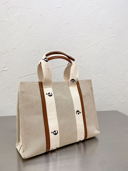 famous brand men's bao gong wen bao leisure business men's messenger bag designer handbag vintage men's cross waist bag shoul
famous brand men's bao gong wen bao leisure business men's messenger bag designer handbag vintage men's cross waist bag shoul