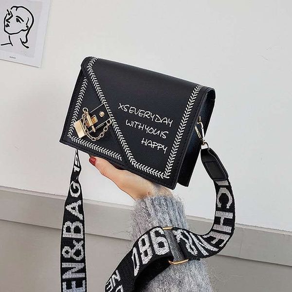 handbag bag 2021 trend this year's popular wide shoulder belt, messenger and versatile ins spring summer women's, Black;red
handbag bag 2021 trend this year's popular wide shoulder belt, messenger and versatile ins spring summer women's, Black;red