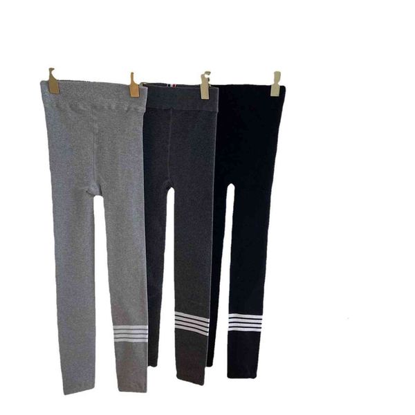 2021 grey thin thread tb four bar leggings women wear tight elastic autumn pants with plush and thickened winter, Black
2021 grey thin thread tb four bar leggings women wear tight elastic autumn pants with plush and thickened winter, Black