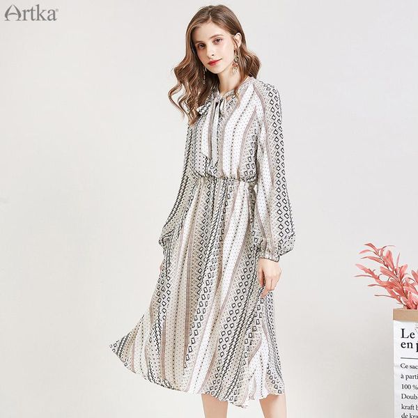 casual dresses artka 2021 spring women dress vintage texture print elastic waist chiffon bow v-neck la15195q, Black;gray
casual dresses artka 2021 spring women dress vintage texture print elastic waist chiffon bow v-neck la15195q, Black;gray