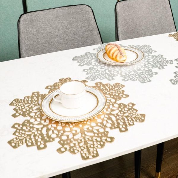 mats & pads pvc placemat hollow christmas snowflake insulation heat resistant dining table american restaurant kitchen home decor
mats & pads pvc placemat hollow christmas snowflake insulation heat resistant dining table american restaurant kitchen home decor