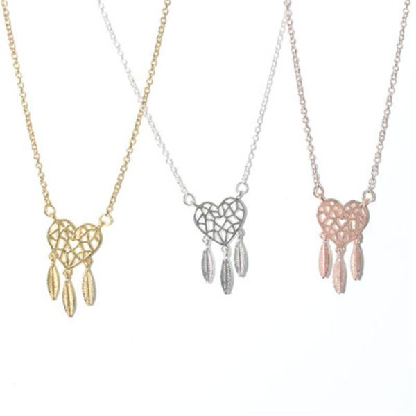pendant necklaces 2021 europe and america fashion necklace origami heart shape hollow feather neck jewelry, Silver
pendant necklaces 2021 europe and america fashion necklace origami heart shape hollow feather neck jewelry, Silver