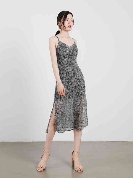ladies floral fashion dress v neck spaghetti girdle midi summer dresses chiffon women dressed in femme bathrobe, Black;gray
ladies floral fashion dress v neck spaghetti girdle midi summer dresses chiffon women dressed in femme bathrobe, Black;gray