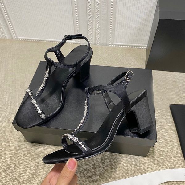 70% off wholesale flip-flops summer new rhinestone chain thick heel sandals one-word buckle satin high open toe women's shoes, Black
70% off wholesale flip-flops summer new rhinestone chain thick heel sandals one-word buckle satin high open toe women's shoes, Black