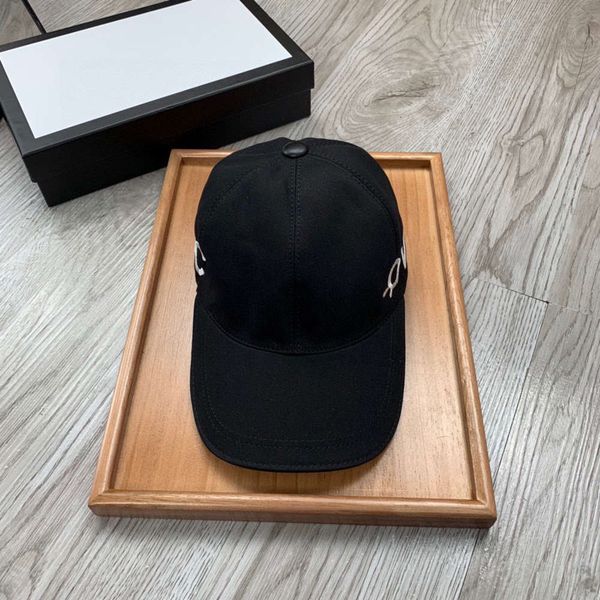 Classic embroidery letter cotton baseball fashion trend wild cap men and women casual hat black, Blue;gray
Classic embroidery letter cotton baseball fashion trend wild cap men and women casual hat black, Blue;gray