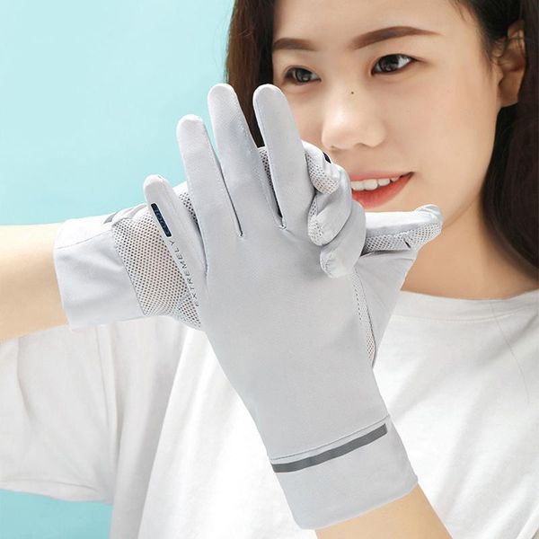 five fingers gloves thin silk lace palm mesh exposed screen viscose driving summer women uv sunscreen short sun, Blue;gray
five fingers gloves thin silk lace palm mesh exposed screen viscose driving summer women uv sunscreen short sun, Blue;gray