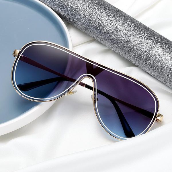 sunglasses 2021 large women fashion oversized square sun glasses high status eyeglasses nova, White;black
sunglasses 2021 large women fashion oversized square sun glasses high status eyeglasses nova, White;black