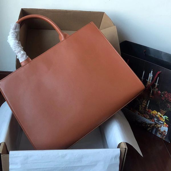 ladies fashion casual designe bag luxurys tote handbag shoulder bag 5a leather large capacity shopping bag
ladies fashion casual designe bag luxurys tote handbag shoulder bag 5a leather large capacity shopping bag
