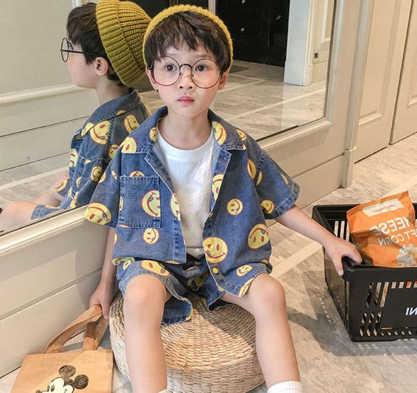 boys' denim suit summer dress fashion cute smile small and medium children leisure short sleeve two piece set, White
boys' denim suit summer dress fashion cute smile small and medium children leisure short sleeve two piece set, White