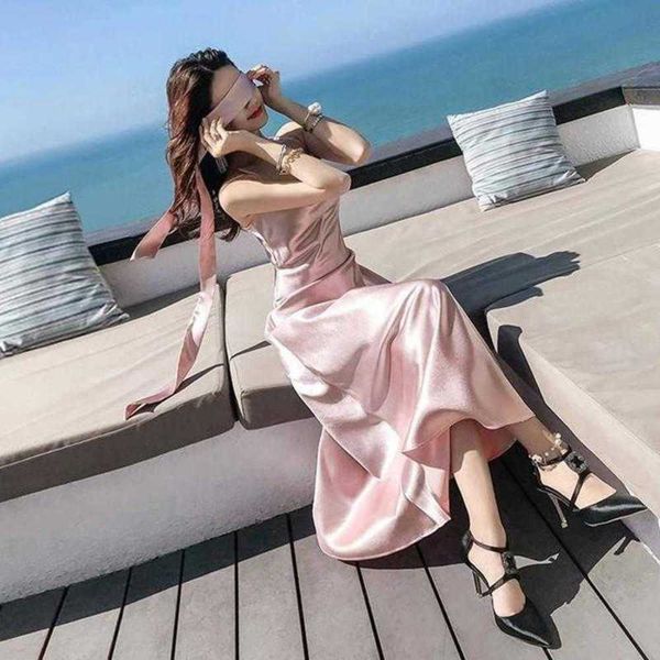 dress women's temperament open back suspender dress bridesmaid solid color long beach skirt, White;black
dress women's temperament open back suspender dress bridesmaid solid color long beach skirt, White;black
