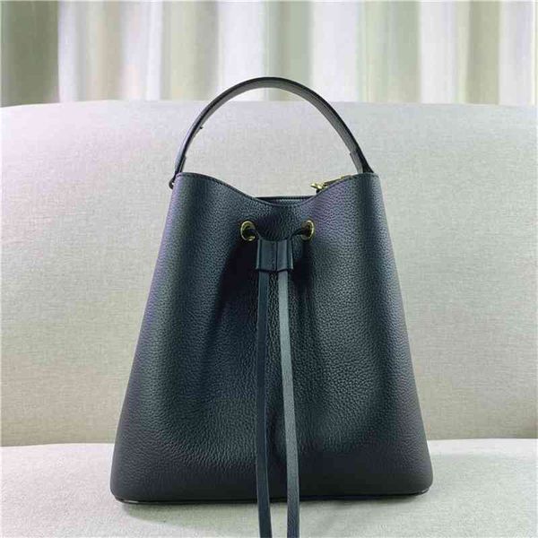 women luxurys designers bags 2021 lychee grain head cowhide drawstring bucket large capacity fash designer handbag handbags totes crossbody
women luxurys designers bags 2021 lychee grain head cowhide drawstring bucket large capacity fash designer handbag handbags totes crossbody
