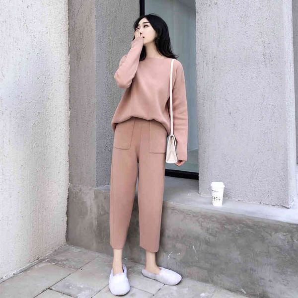 spring autumn women cashmere sweater two piece knitted sets slim tracksuit fashion sweatshirts sporting suit female 210514, White
spring autumn women cashmere sweater two piece knitted sets slim tracksuit fashion sweatshirts sporting suit female 210514, White