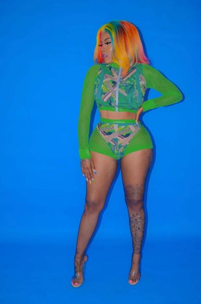 hollow mesh spliced printed 2 piece set summer long sleeve zipper crop and matching short pants fashion wear yz829 women's tracksui, Gray
hollow mesh spliced printed 2 piece set summer long sleeve zipper crop and matching short pants fashion wear yz829 women's tracksui, Gray