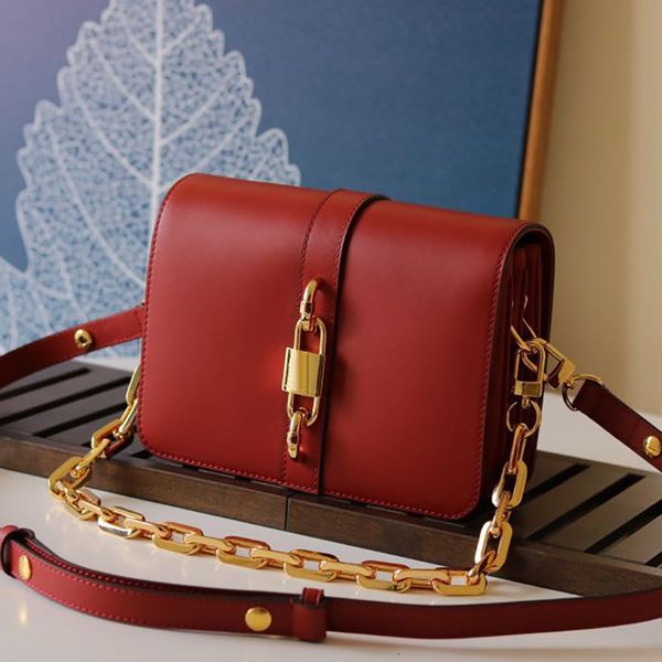 cross body bags genuine leather shoulder bag women messenger bagss fashion chain bagsss lady purse with box b092
cross body bags genuine leather shoulder bag women messenger bagss fashion chain bagsss lady purse with box b092