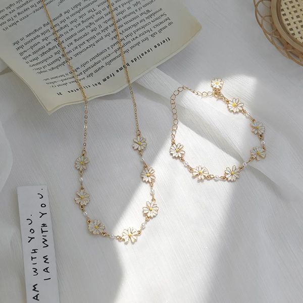 chains 2021 fashion daisy pendants necklaces accessories flowers charm choker for women vacation party jewelry gift, Silver
chains 2021 fashion daisy pendants necklaces accessories flowers charm choker for women vacation party jewelry gift, Silver