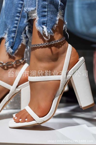 large size fashion high heels in spring and summer of thick heel women's sandals square head sho, Black
large size fashion high heels in spring and summer of thick heel women's sandals square head sho, Black