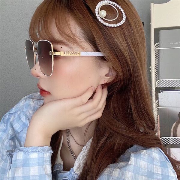 2021 ch fragrance letter leg white frame tan sunglasses with face small sunglasses 5848, White;black
2021 ch fragrance letter leg white frame tan sunglasses with face small sunglasses 5848, White;black