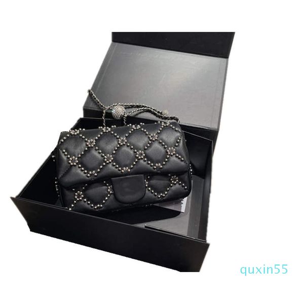 women shoulder bags 2021 autumn and winter new fashion ladies crossbody bag solid leather steel ball chain small square-bags si
women shoulder bags 2021 autumn and winter new fashion ladies crossbody bag solid leather steel ball chain small square-bags si