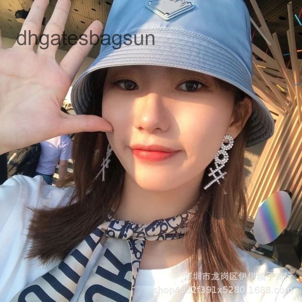 brand cap and carves correct version p family inverted triangle fisherman's hat high nylon korean lovers' net red fashion sunscree, Blue;gray
brand cap and carves correct version p family inverted triangle fisherman's hat high nylon korean lovers' net red fashion sunscree, Blue;gray