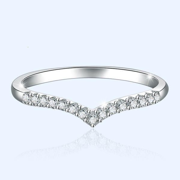 ring collocation live, ing bone v row drill, female model, small , diamond drill and tiktok with index finger., Silver
ring collocation live, ing bone v row drill, female model, small , diamond drill and tiktok with index finger., Silver