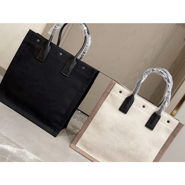 2021 reusable garment shopping bags paper gift bag vegetable nylon discount luxury handbags
2021 reusable garment shopping bags paper gift bag vegetable nylon discount luxury handbags