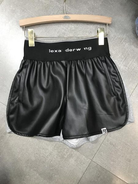 Net red same 2021 spring new splicing leather pants women's waist ribbon letter Elastic Waist Shorts, White;black
Net red same 2021 spring new splicing leather pants women's waist ribbon letter Elastic Waist Shorts, White;black
