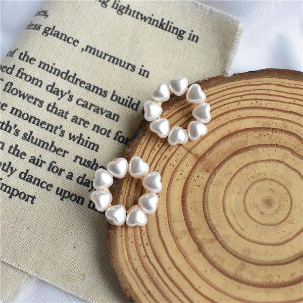 stud trendy geometric earrings with heart pearls korean metal prevent allergy silver needle earringjewelry for women girl gift, Golden;silver
stud trendy geometric earrings with heart pearls korean metal prevent allergy silver needle earringjewelry for women girl gift, Golden;silver