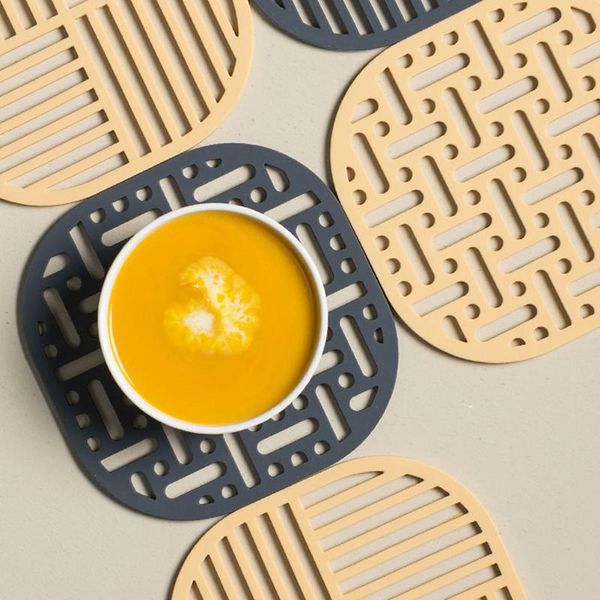 mats & pads household hollow insulation pot mat soft silicone non-slip oil-proof placemat anti-scalding tableware cup pad for table
mats & pads household hollow insulation pot mat soft silicone non-slip oil-proof placemat anti-scalding tableware cup pad for table