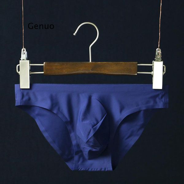 underpants seamless macho solid color briefs men's male underwear ice silk panties leggings man knickers undergarment low waist, Black;white
underpants seamless macho solid color briefs men's male underwear ice silk panties leggings man knickers undergarment low waist, Black;white