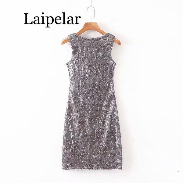 casual dresses 2021 winter sleeveless sequined party dress women v-neck pencil ladies slim mini vestido, Black;gray
casual dresses 2021 winter sleeveless sequined party dress women v-neck pencil ladies slim mini vestido, Black;gray