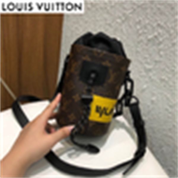 bags bag men brand slung small bucket designer m44632 old flower luxury handbags shoulder messenger 54mq totes iconic cross chain body bags, Black;red
bags bag men brand slung small bucket designer m44632 old flower luxury handbags shoulder messenger 54mq totes iconic cross chain body bags, Black;red