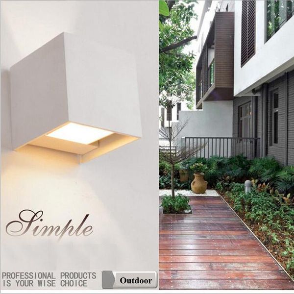 outdoor wall lamps 2pcs ip65 10w led lamp waterproof modern light cob mounted up and down garden porch landscape
outdoor wall lamps 2pcs ip65 10w led lamp waterproof modern light cob mounted up and down garden porch landscape