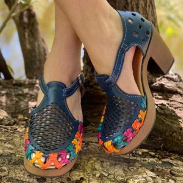 sandals 2021 plus size ladies hollow leather summer thick-soled high-heel casual non-slip women's shoes, Black
sandals 2021 plus size ladies hollow leather summer thick-soled high-heel casual non-slip women's shoes, Black