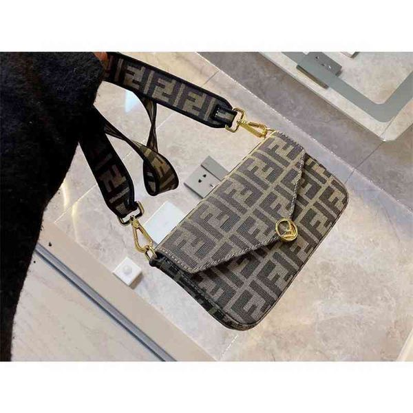 handbag classic three in one envelope woc chain bag with wide shoulder belt messenger size 22.13cm designers s hileng
handbag classic three in one envelope woc chain bag with wide shoulder belt messenger size 22.13cm designers s hileng