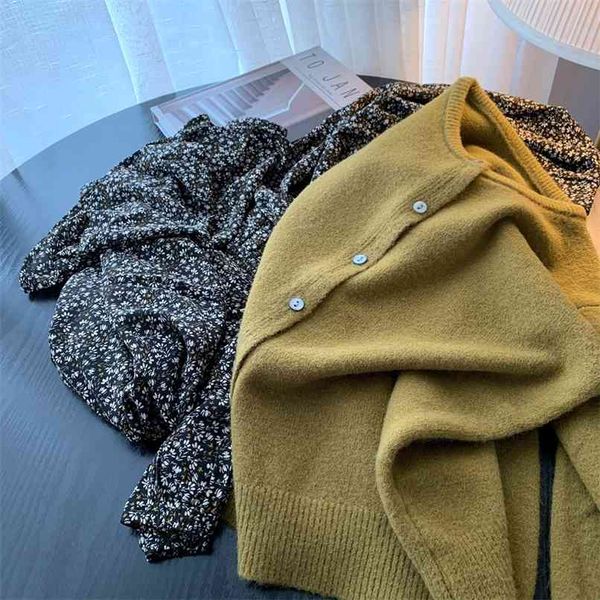 purple shell buckle spring base thickened knitting cardigan women's short style round neck soft sweater jacket 210529, White
purple shell buckle spring base thickened knitting cardigan women's short style round neck soft sweater jacket 210529, White