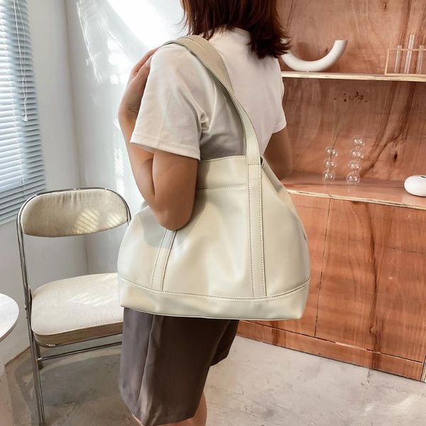 cross body fashion women shoulder bag large capacity female simple handbag white ladies for shopper 2021 designer daily travel
cross body fashion women shoulder bag large capacity female simple handbag white ladies for shopper 2021 designer daily travel
