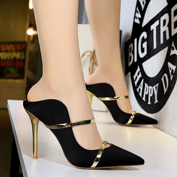 european and american style high heels, pointed sequins, nightclubs, slim single shoes with belt dress, Black
european and american style high heels, pointed sequins, nightclubs, slim single shoes with belt dress, Black