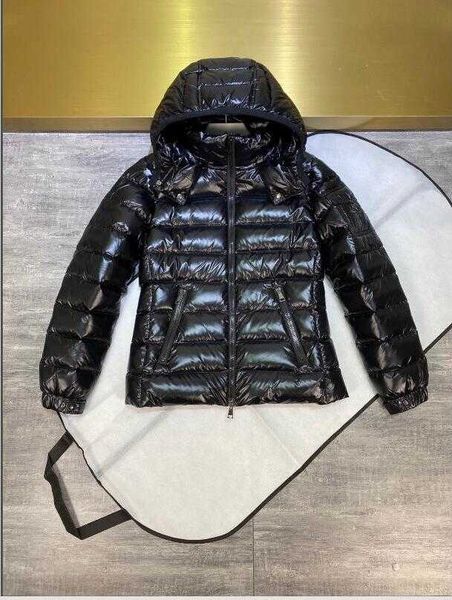 women branded hooded down coat double zipper dign et thick outdoor parkas black color size 12345
women branded hooded down coat double zipper dign et thick outdoor parkas black color size 12345