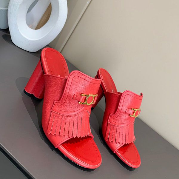 new fashion luxury women's tassel slippers superstar printing leather flat sandals women classic casual shoes beach slippers, Black
new fashion luxury women's tassel slippers superstar printing leather flat sandals women classic casual shoes beach slippers, Black