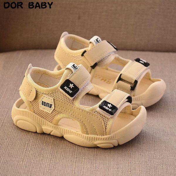 sandals 2021 summer children shoes boys soft soles beach male baby baotou anti-kick children's princepard, Black;red
sandals 2021 summer children shoes boys soft soles beach male baby baotou anti-kick children's princepard, Black;red