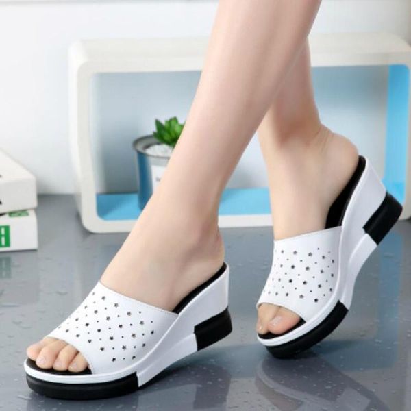 slippers 2021 summer women platform sandals shoes woman slides beach slip-on round toe white flip flops w05, Black
slippers 2021 summer women platform sandals shoes woman slides beach slip-on round toe white flip flops w05, Black