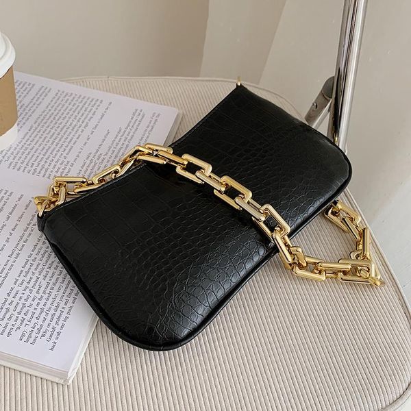 evening bags thick chain shoulder bag female fashion brand handbags for women vintage small armpit daily lady hobos bolsa femini
evening bags thick chain shoulder bag female fashion brand handbags for women vintage small armpit daily lady hobos bolsa femini