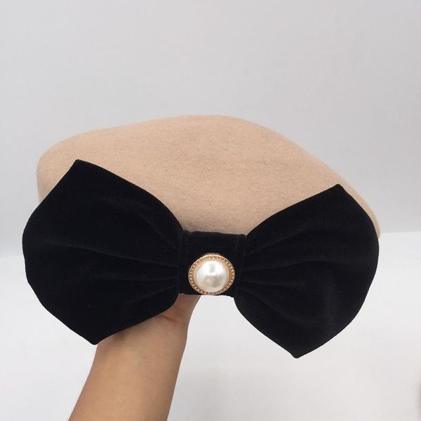 berets winter with french aristocratic wool hat elegant bowknot pearl women's beret, Blue;gray
berets winter with french aristocratic wool hat elegant bowknot pearl women's beret, Blue;gray
