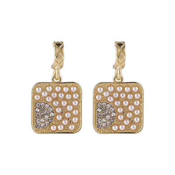 dangle & chandelier fashion metal rhombus square pearl shining rhinestone women retro personality drop earrings for girl simple jewelry whol, Silver
dangle & chandelier fashion metal rhombus square pearl shining rhinestone women retro personality drop earrings for girl simple jewelry whol, Silver