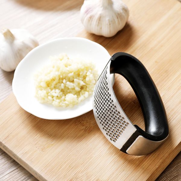 2022 stainless steel garlic press manual garlic mincer chopping garlic tools curve fruit vegetable tools kitchen gadgets
2022 stainless steel garlic press manual garlic mincer chopping garlic tools curve fruit vegetable tools kitchen gadgets