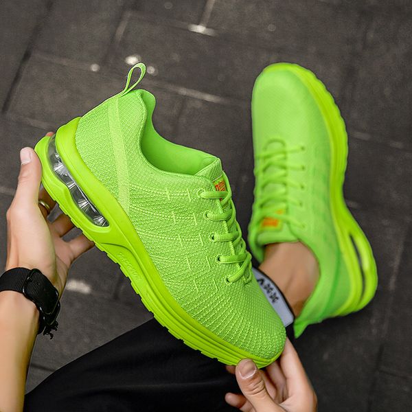 2021 lightweight flat shoes comfortable couple casual shoes fashion couple running shoes outdoor fashion air cushion 36-46
2021 lightweight flat shoes comfortable couple casual shoes fashion couple running shoes outdoor fashion air cushion 36-46
