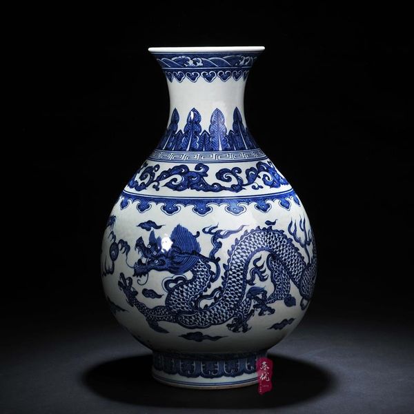 vases jingdezhen ceramics modern blue and white porcelain dragon yu-hu-ch'un vase crafts decoration room
vases jingdezhen ceramics modern blue and white porcelain dragon yu-hu-ch'un vase crafts decoration room